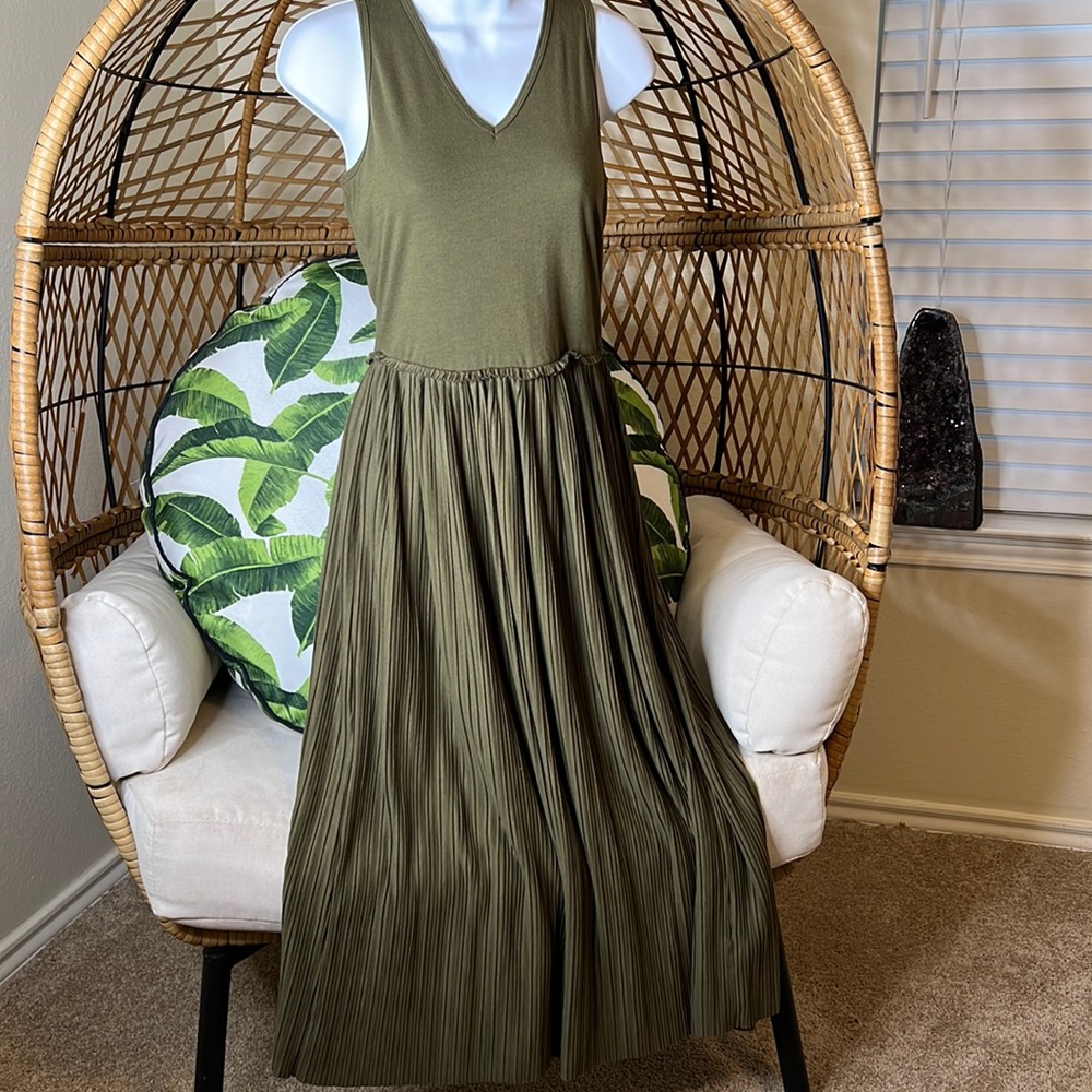 Olive Green Flowy Midi Dress